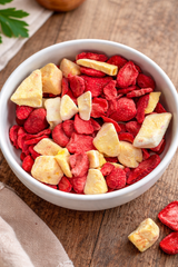 مانجا وفراولة مجففة بالتبريد