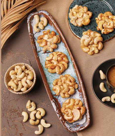 حلويات كاجو مدور