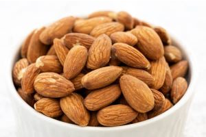 عبوة لوز ٢٠٠ جرام